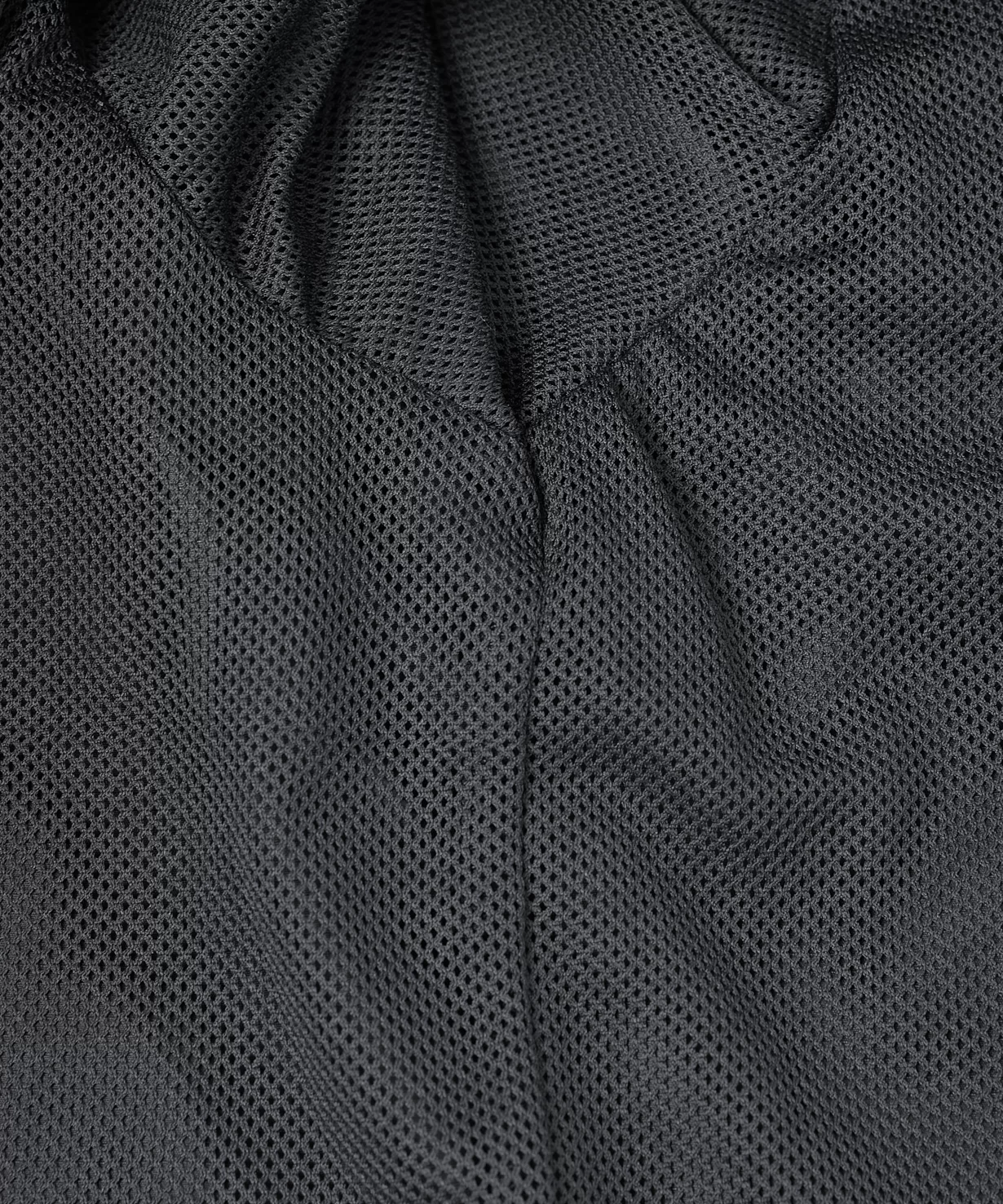 Реальное фото Куртка ветрозащитная DIVISION PerFormPROOF Shower Jacket, черный от магазина СпортСЕ