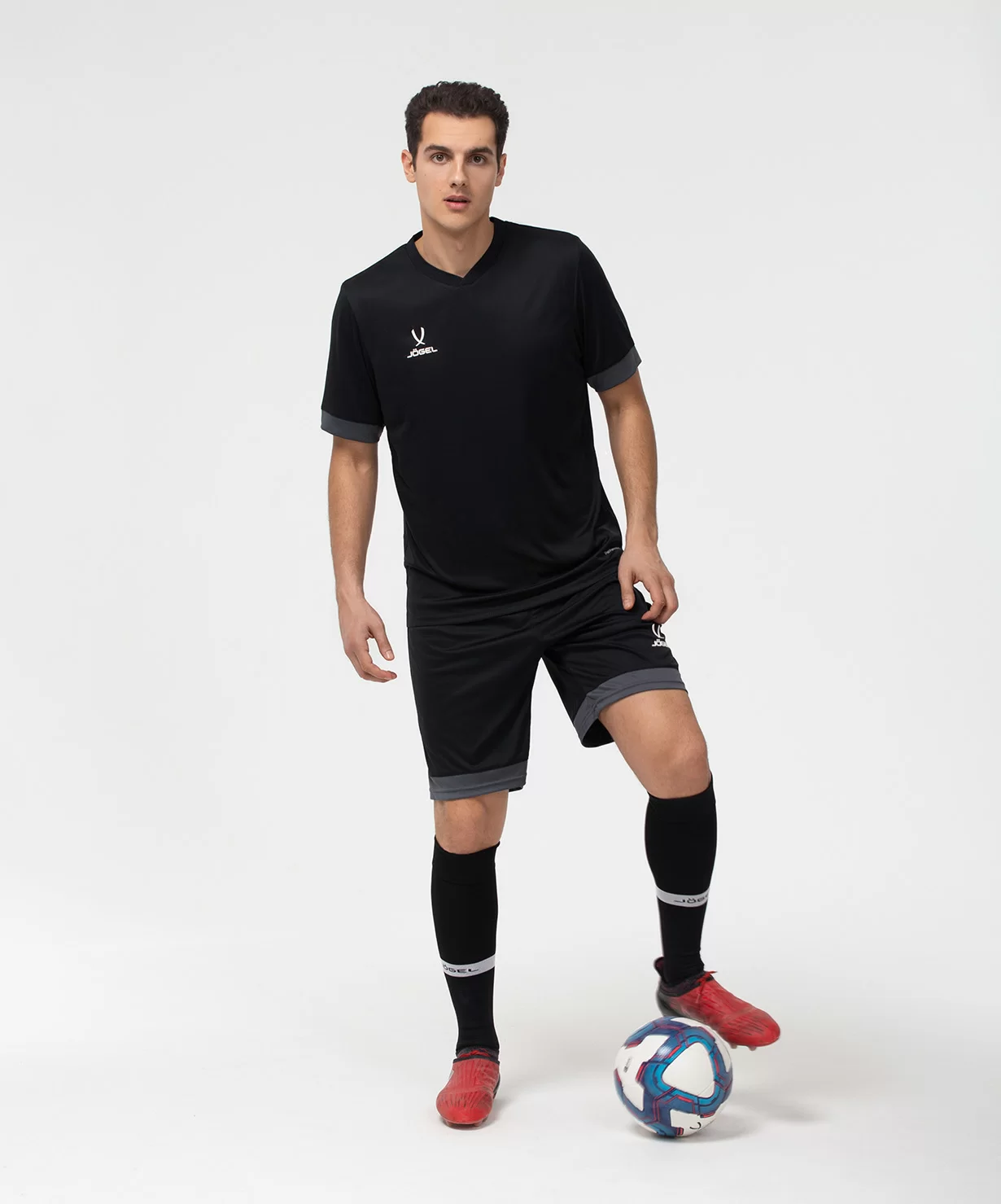 Реальное фото Футболка игровая DIVISION PerFormDRY Union Jersey, черный/темно-серый/белый от магазина СпортСЕ