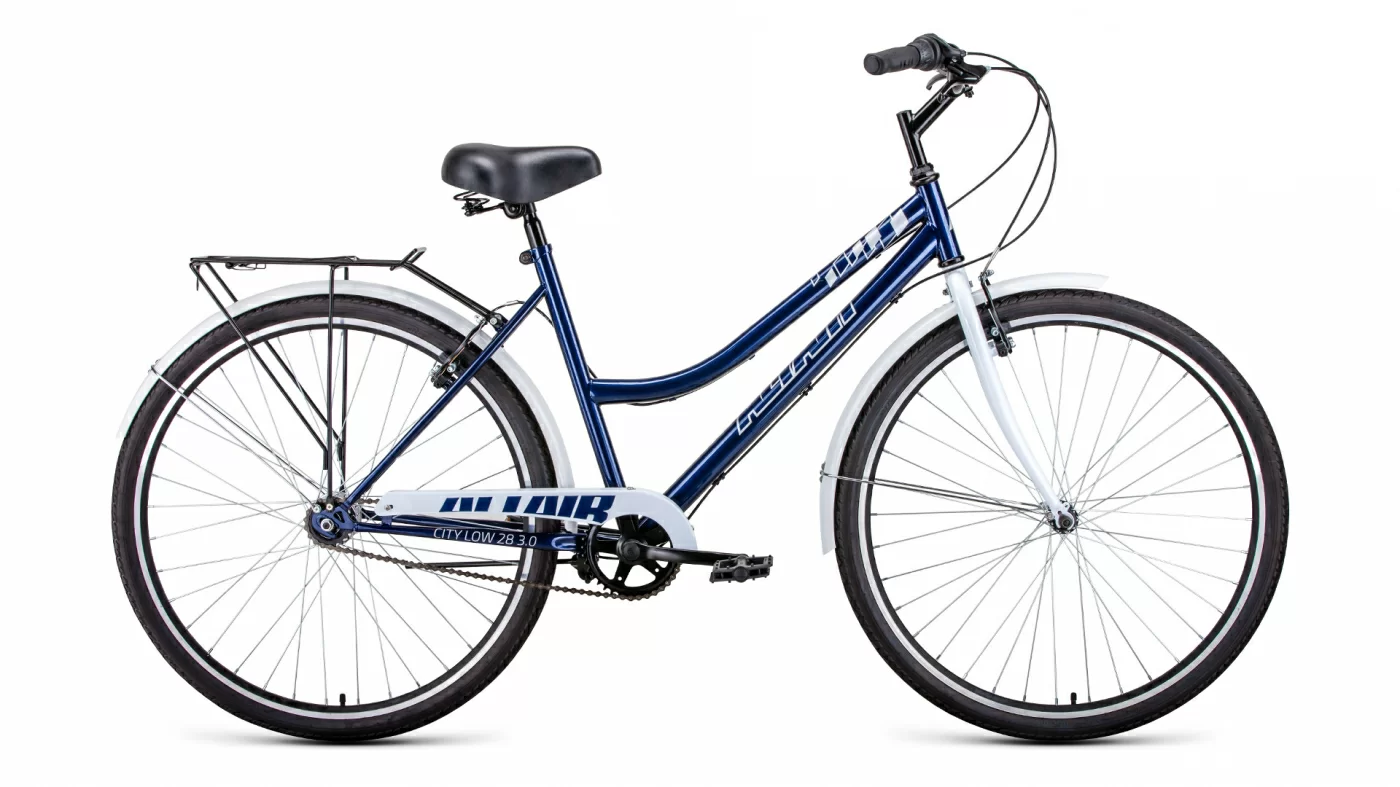 Реальное фото Велосипед Altair City 28 low 3.0 (2022) темно-синий/белый от магазина СпортСЕ